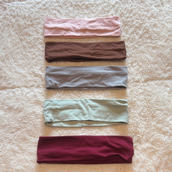 Assorted Color Women’s Headbands - Picture 1 of 1